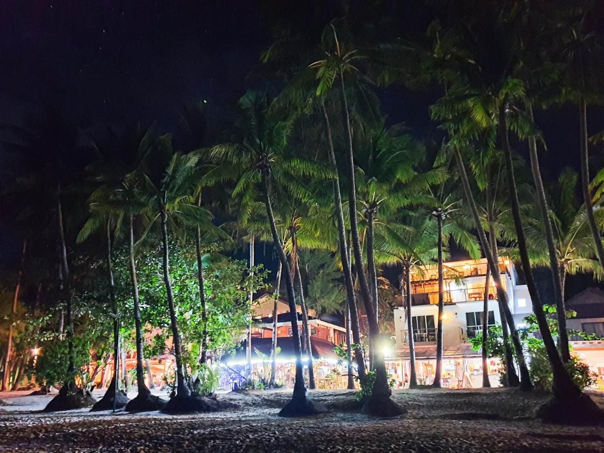 Cocoloco Beach Resort Manoc-Manoc Exterior foto