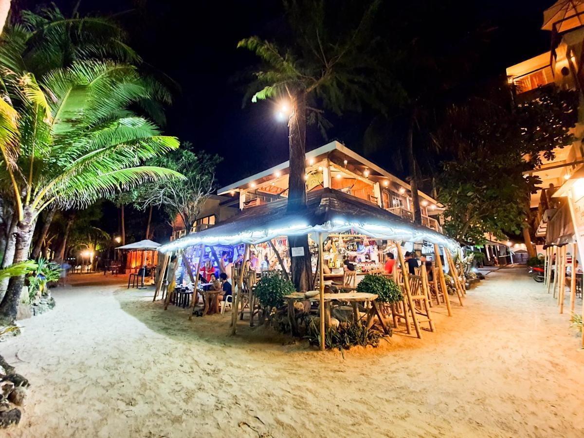 Cocoloco Beach Resort Manoc-Manoc Exterior foto