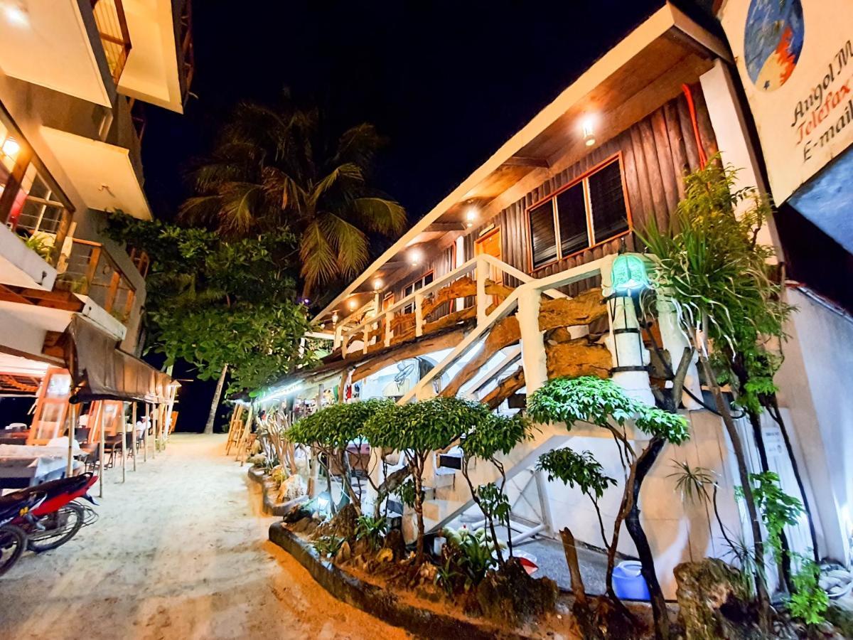 Cocoloco Beach Resort Manoc-Manoc Exterior foto